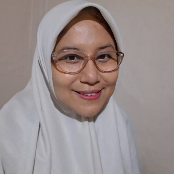 Foto NANA ERNIWATI